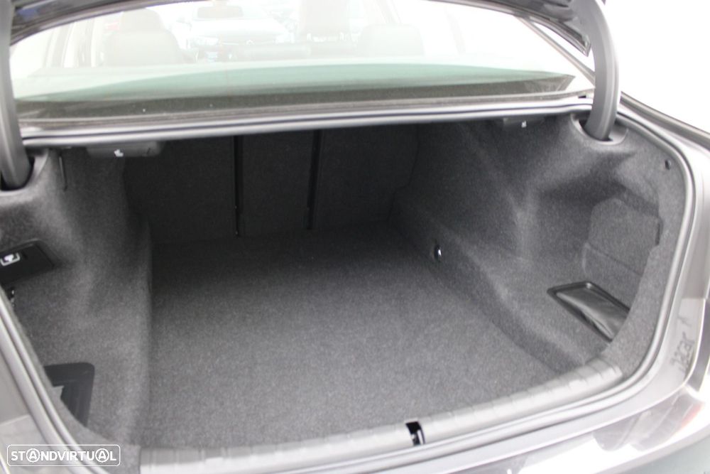 BMW 520 d Auto - 32