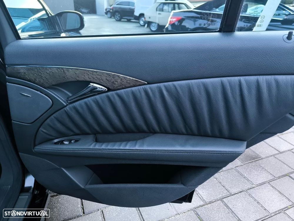Mercedes-Benz E 220 CDI Avantgarde - 35