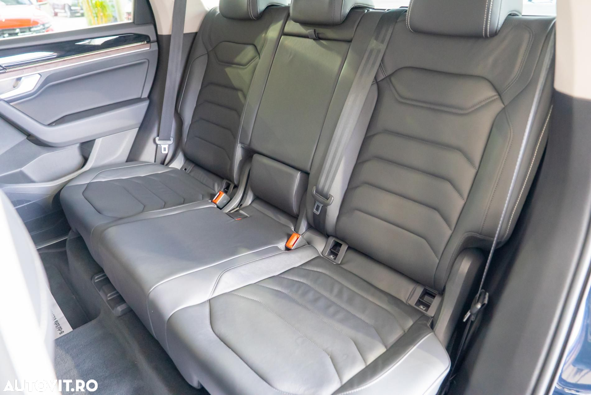 Volkswagen Touareg 3.0 V6 TDI 4Motion DPF Automatik Elegance - 21