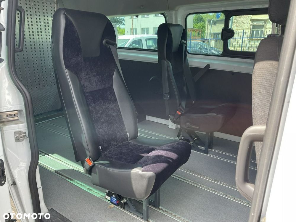 Ford Transit Custom 300 L1H1 VA Titanium - 4