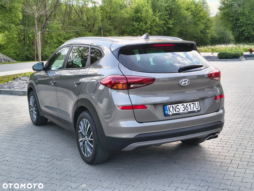 Hyundai Tucson 1.6 CRDi 48V-Hybrid 4WD DCT Select - 13