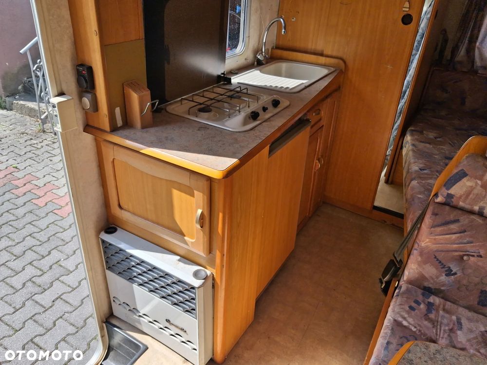 Toyota Hilux polycompsit loge mobile - 6