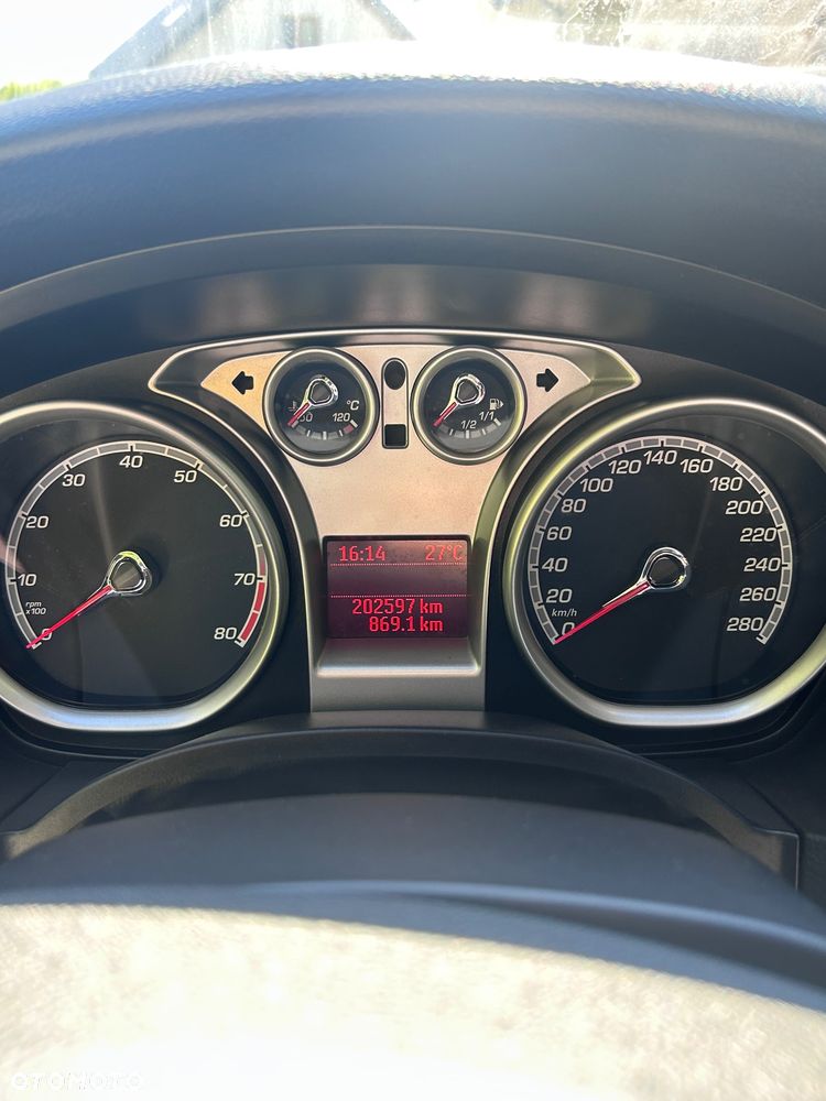 Ford Focus ST - 10