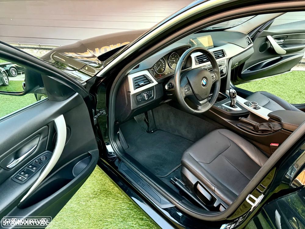 BMW 320 d Touring Ultimate Auto - 4