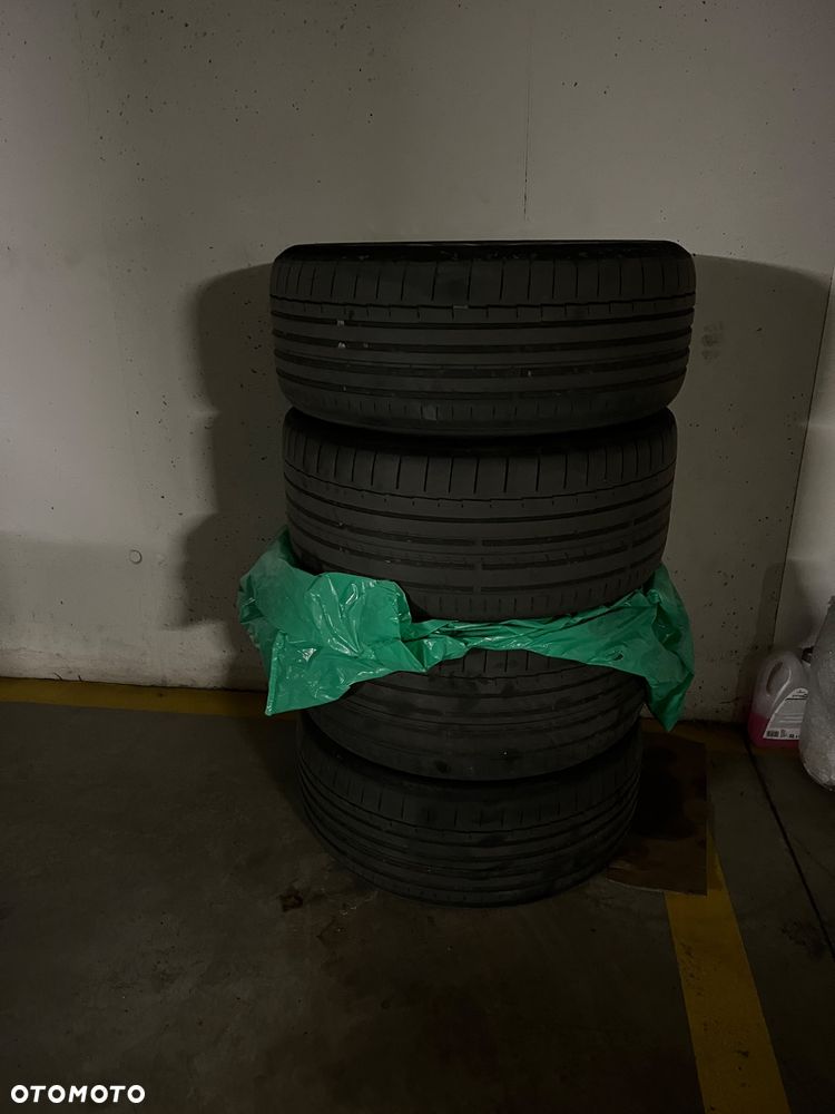 Mercedes-Benz GLE - 17