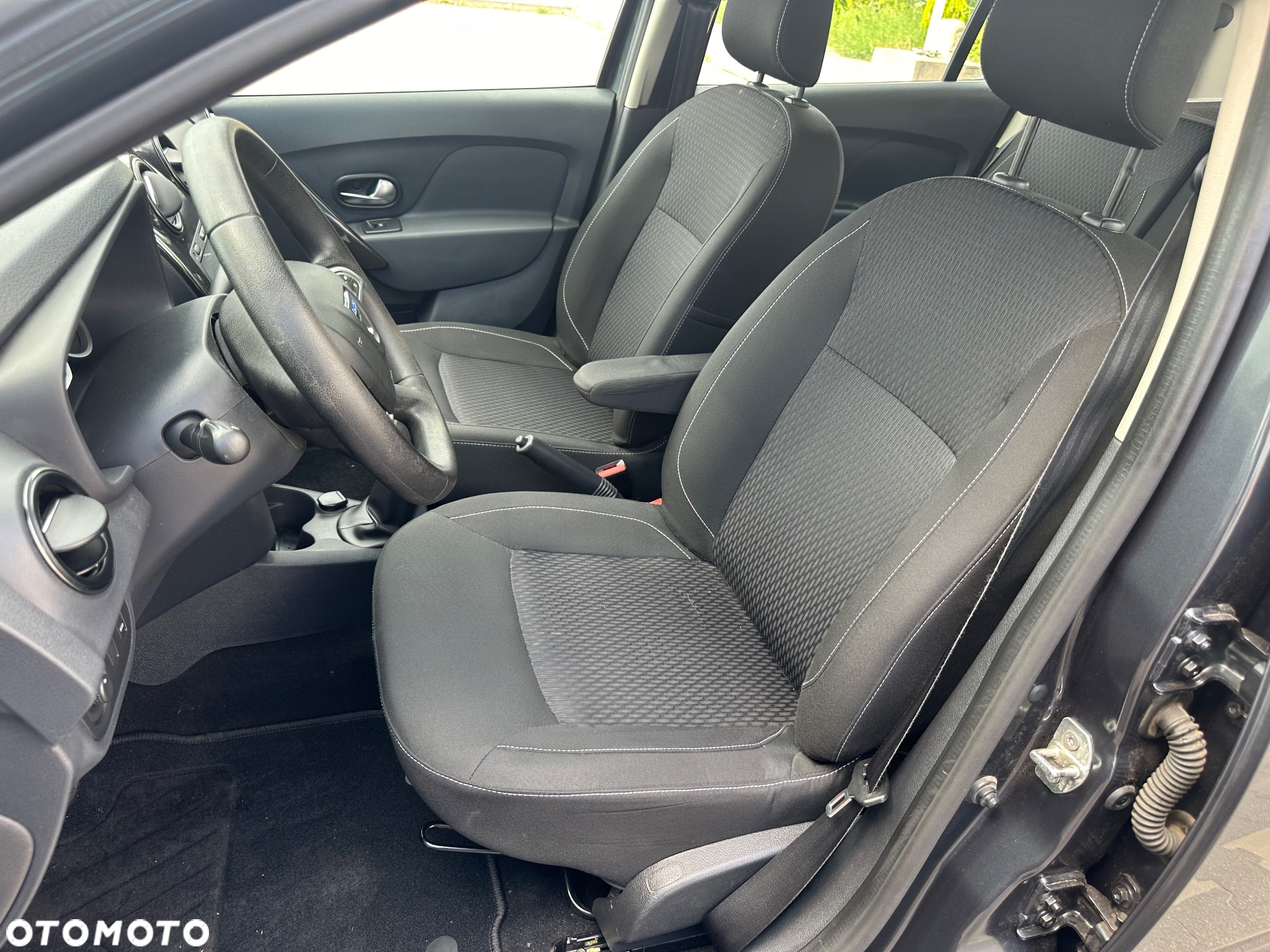 Dacia Sandero - 27