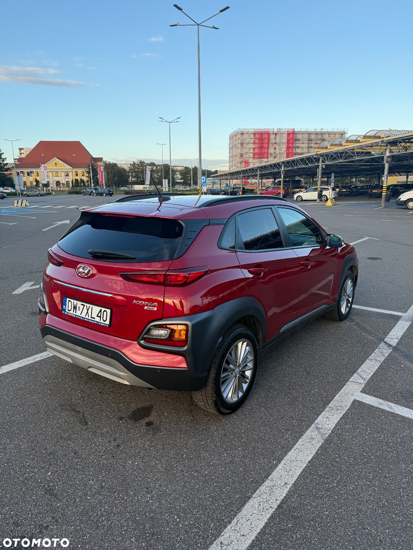 Hyundai Kona - 4
