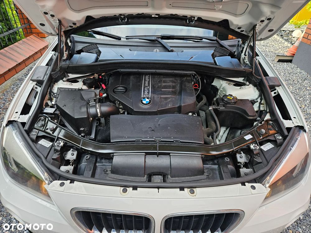 BMW X1 sDrive18d Sport Line - 10