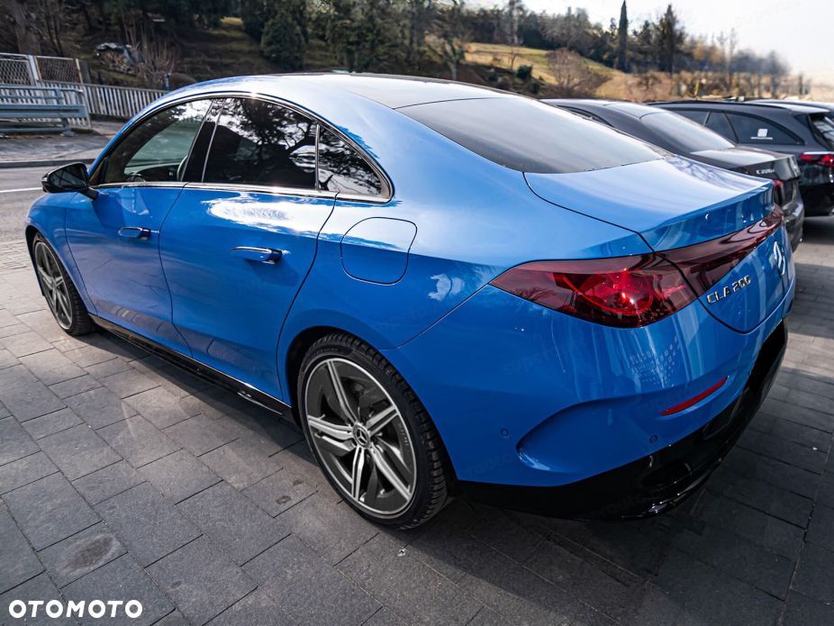Mercedes-Benz CLA 200 mHEV 8G-DCT - 6