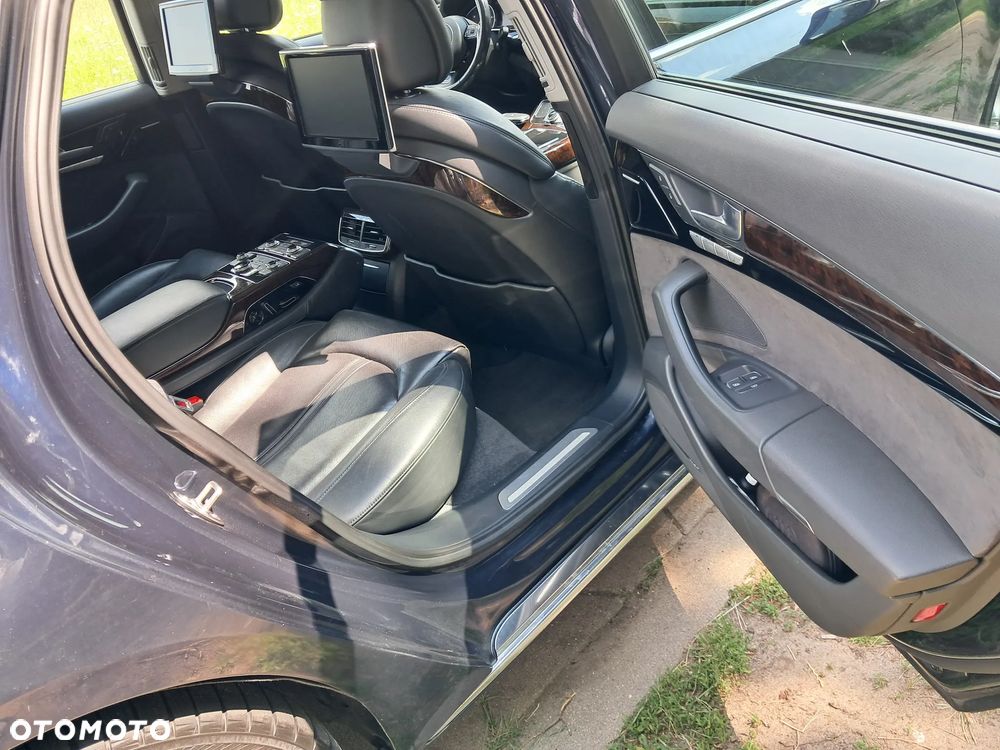 Audi A8 4.2 TDI L Quattro - 9