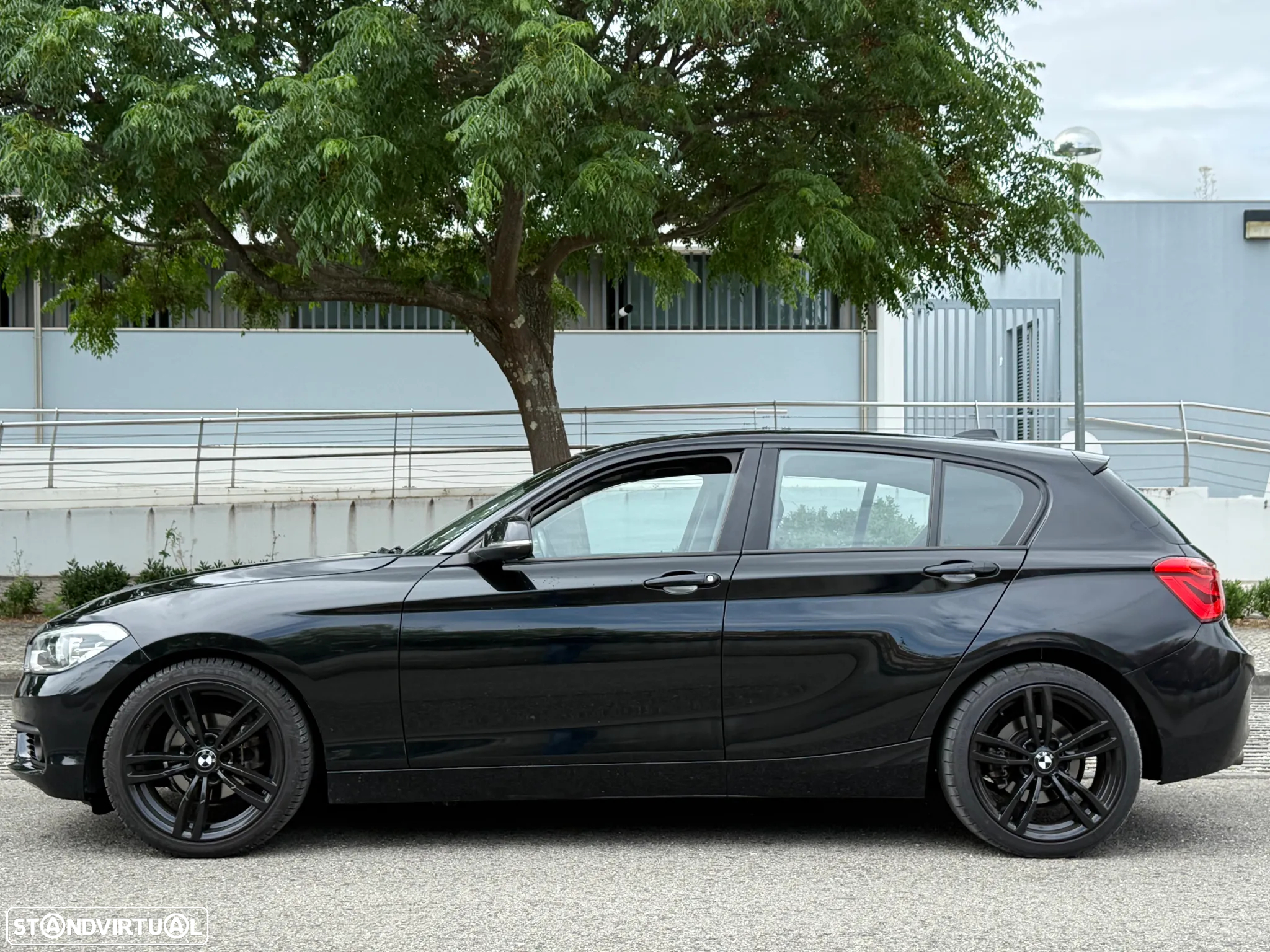 BMW 116 d EfficientDynamics Edition - 11