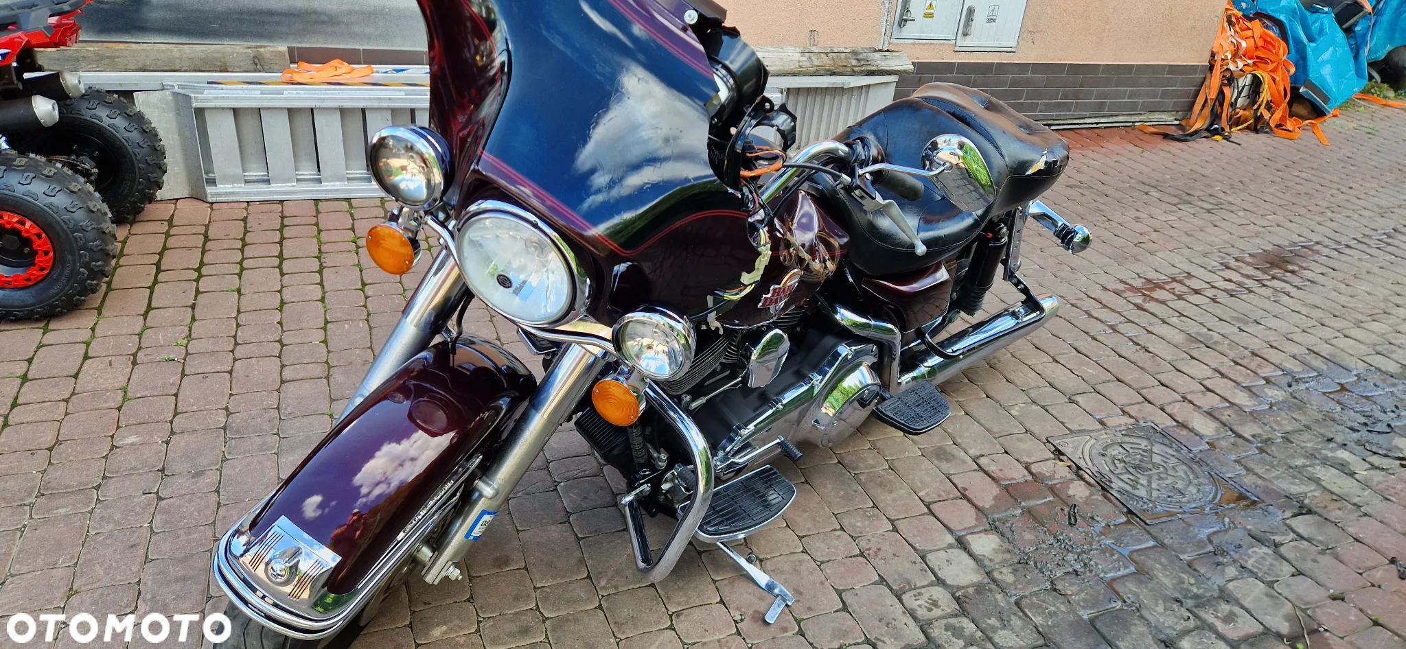 Harley-Davidson FLH Electra Glide - 12