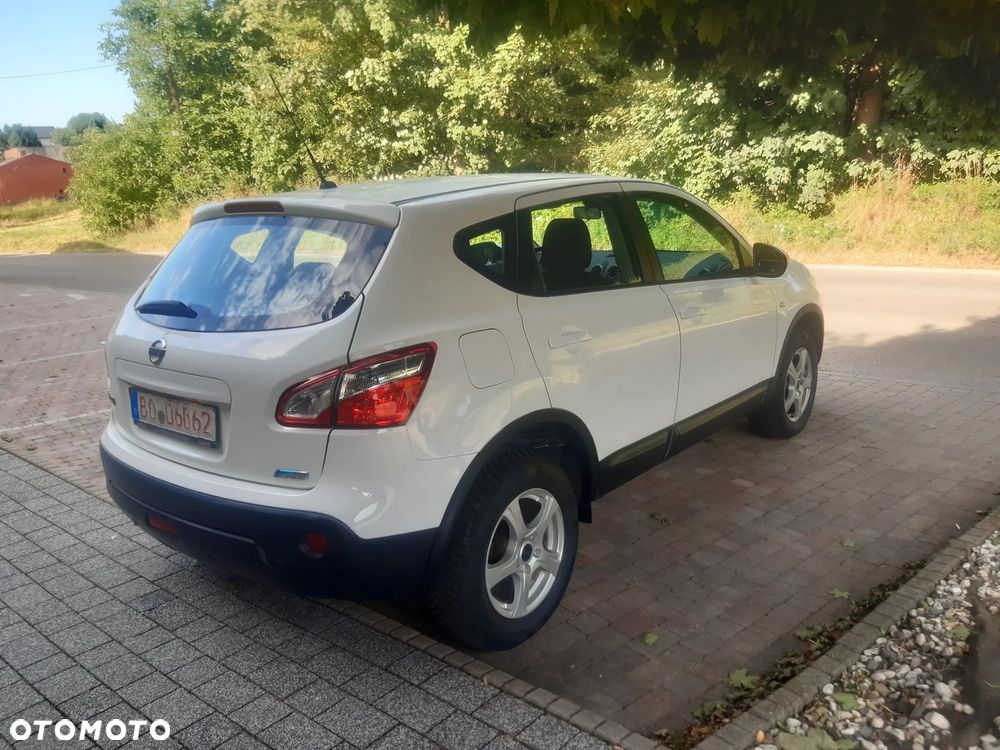 Nissan Qashqai 1.6 DCi N-Connecta - 14