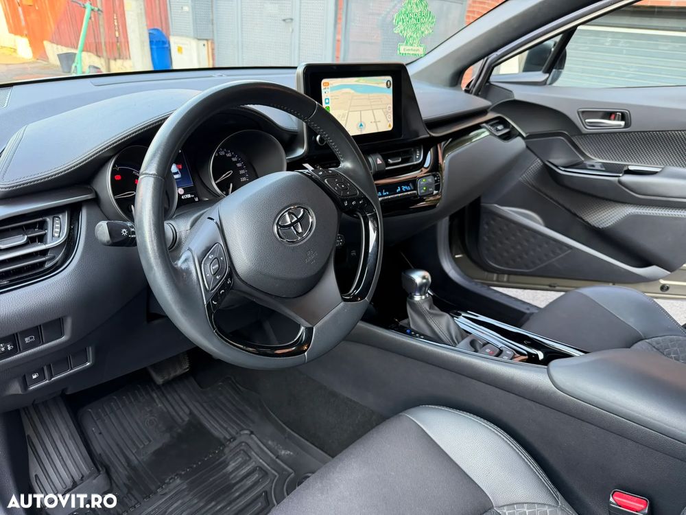 Toyota C-HR 2.0 HEV 180 CP 4x2 CVT Dynamic - 2