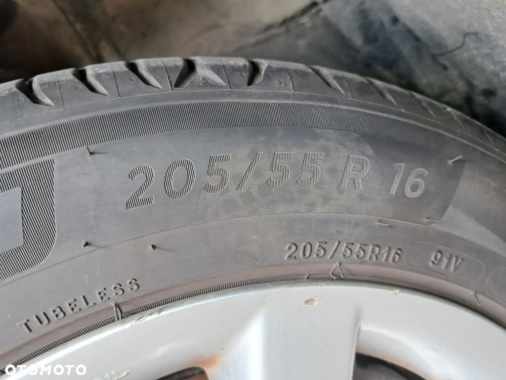 Toyota Corolla Verso 1.8 Sol + 7os - 15