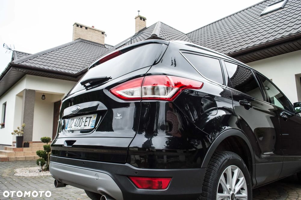 Ford Kuga 2.0 TDCi 2x4 Titanium - 9