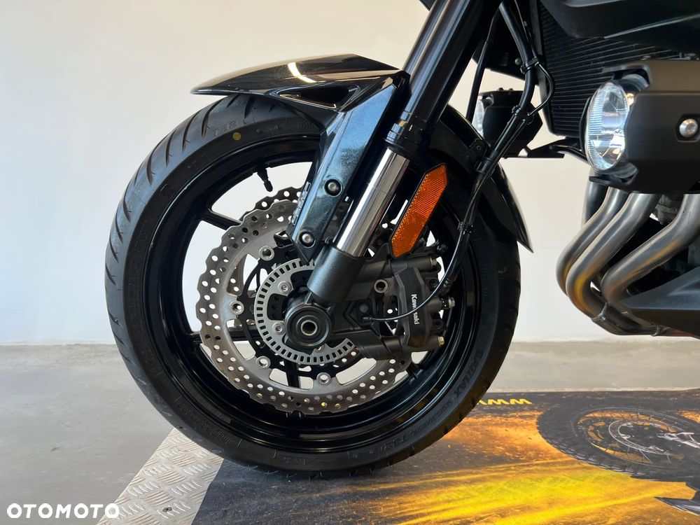 Kawasaki Versys 1000 - 10