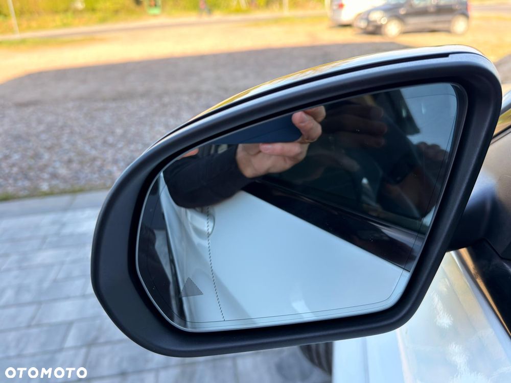 Mercedes-Benz Klasa C 220 d 9G-TRONIC - 34