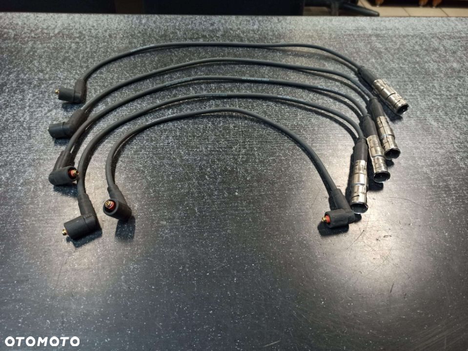 0958 Zestaw przewodów zapłonowych  VW GOLF III, PASSAT B3/B4, VENTO 1.6 07.94-04.99 - 1