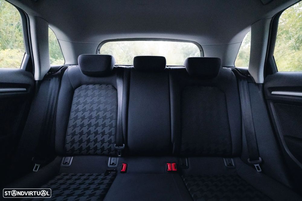 Audi A3 Sportback 1.6 TDI Advance - 42
