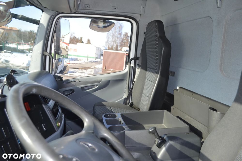 Mercedes-Benz Atego 1318 - 11