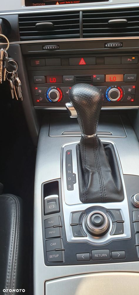 Audi A6 Avant 3.0 TDI quattro S tronic - 21