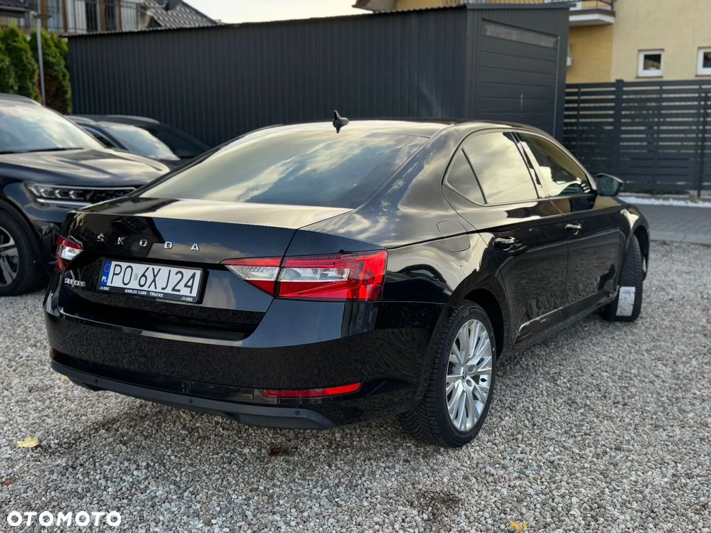 Skoda Superb 1.5 TSI Active DSG - 7