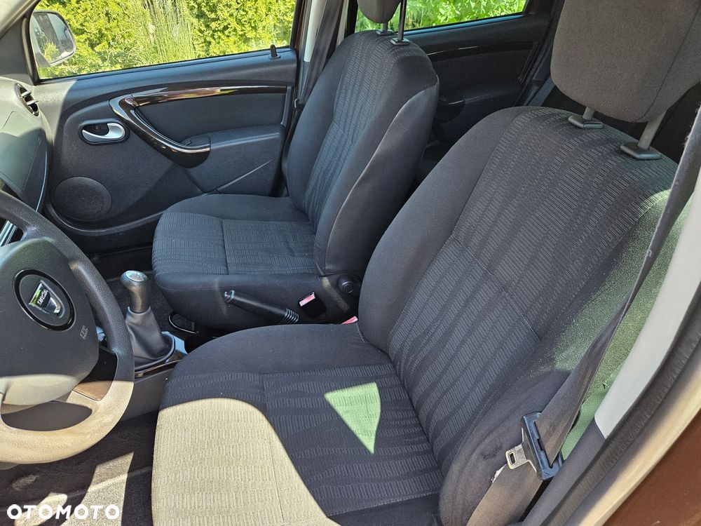 Dacia Duster dCi 90 FAP 4x2 Ice - 7