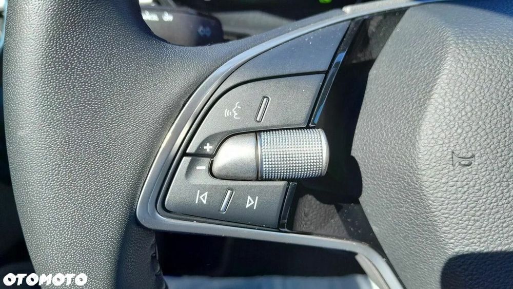 Skoda Fabia 1.0 TSI Selection DSG - 9