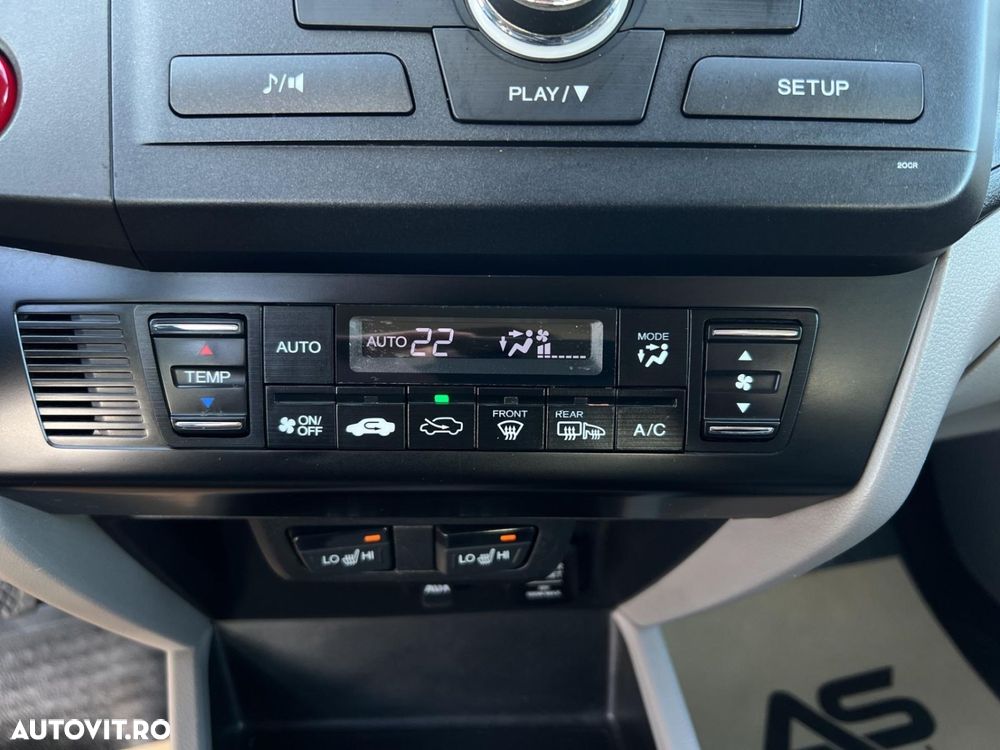 Honda Civic 1.8 i-VTEC Comfort - 27