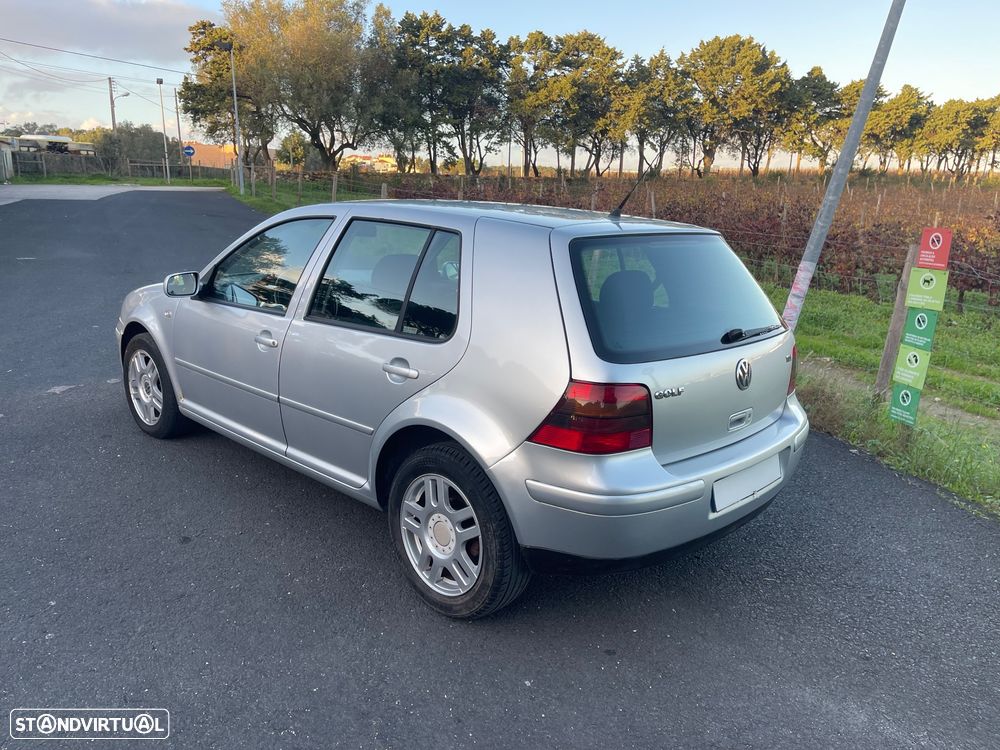 VW Golf 1.9 TDi 25 Anos Aut. - 5