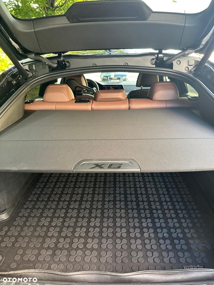 BMW X6 xDrive30d - 13