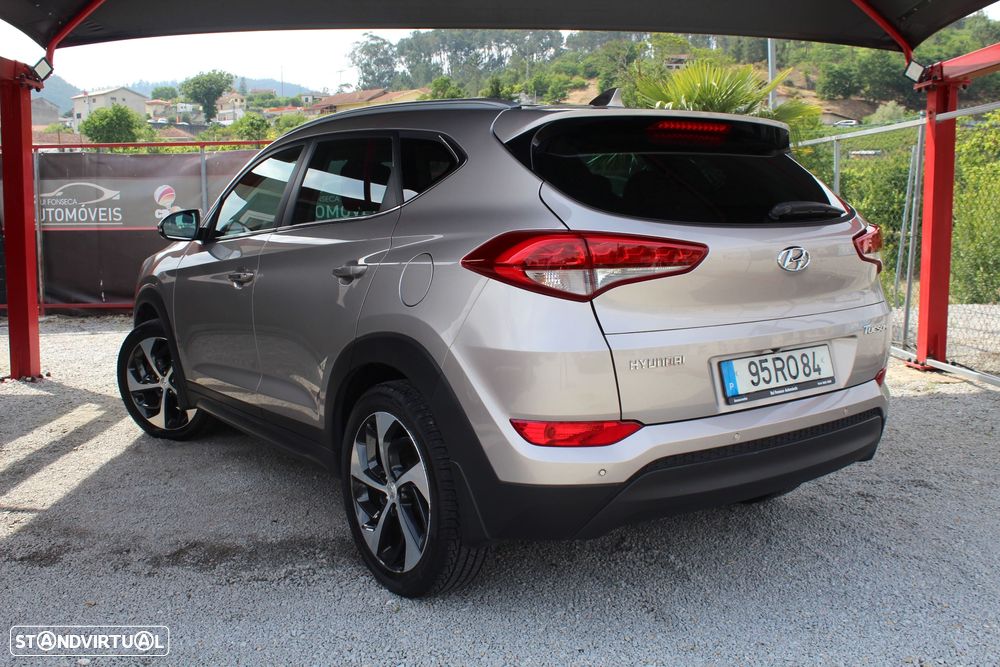 Hyundai Tucson 1.7 CRDi Executive - 4