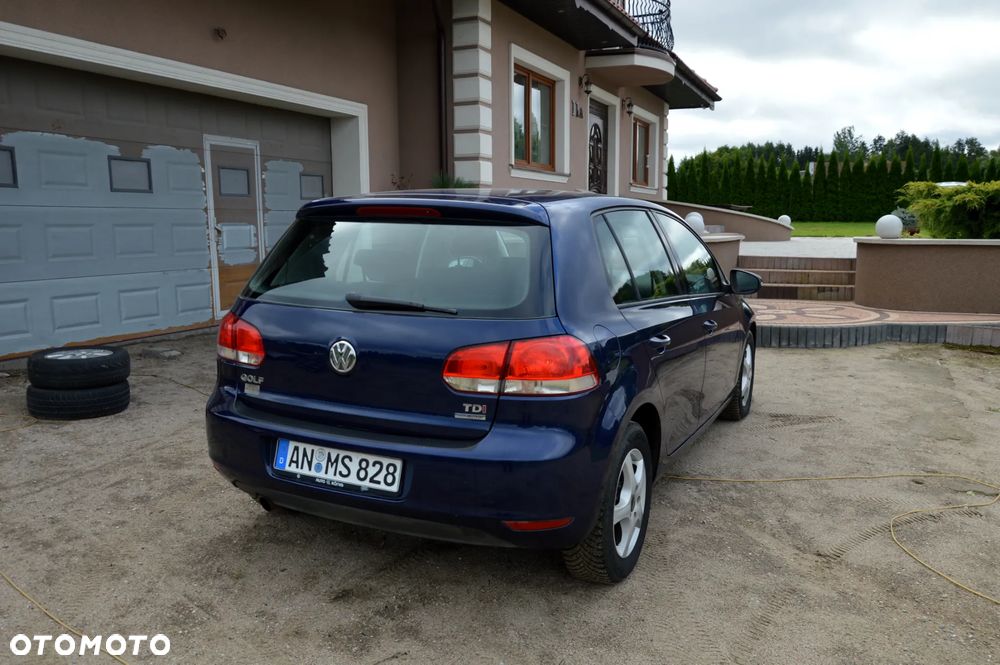 Volkswagen Golf 1.6 TDI BlueMotion Technology Trendline - 12
