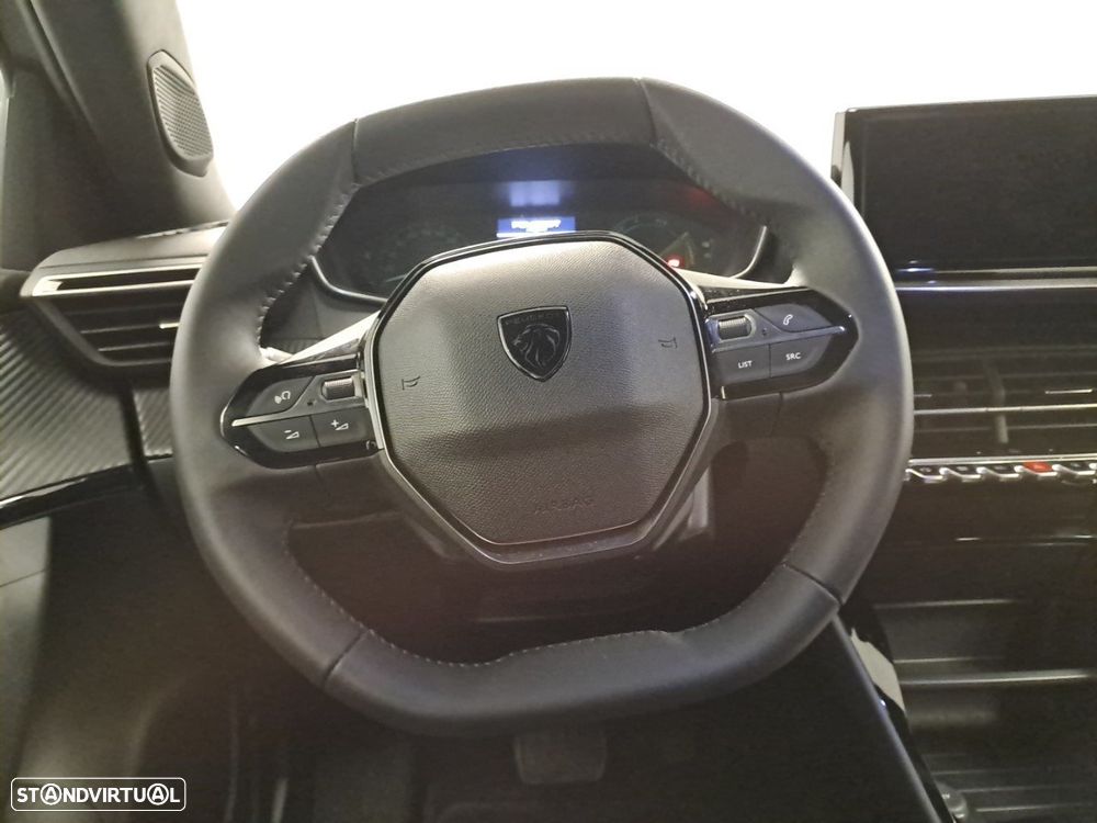 Peugeot 2008 - 14