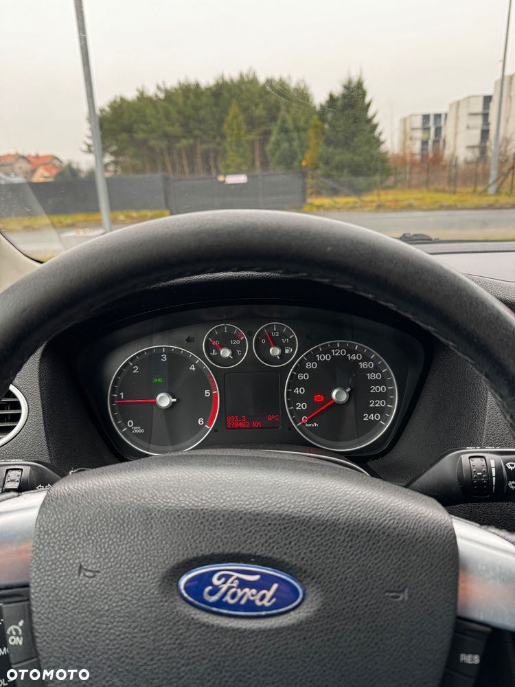 Ford Focus TDCi Ghia - 5