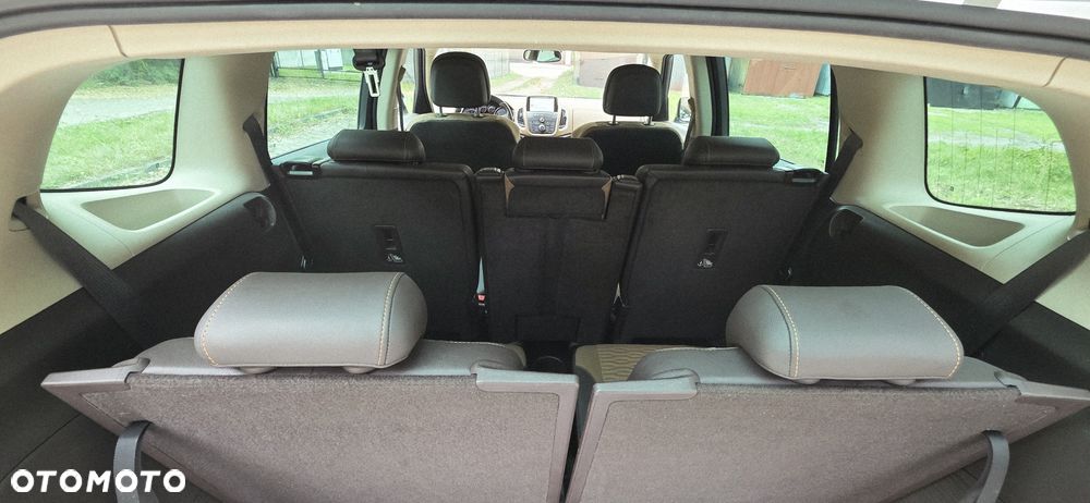 Opel Zafira - 12