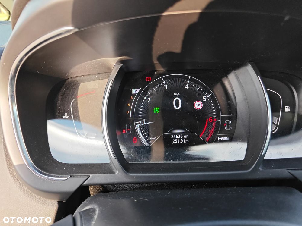 Renault Scenic - 17