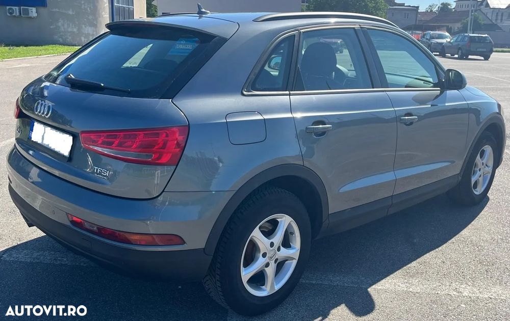 Audi Q3 2.0 TFSI Quattro S tronic - 3