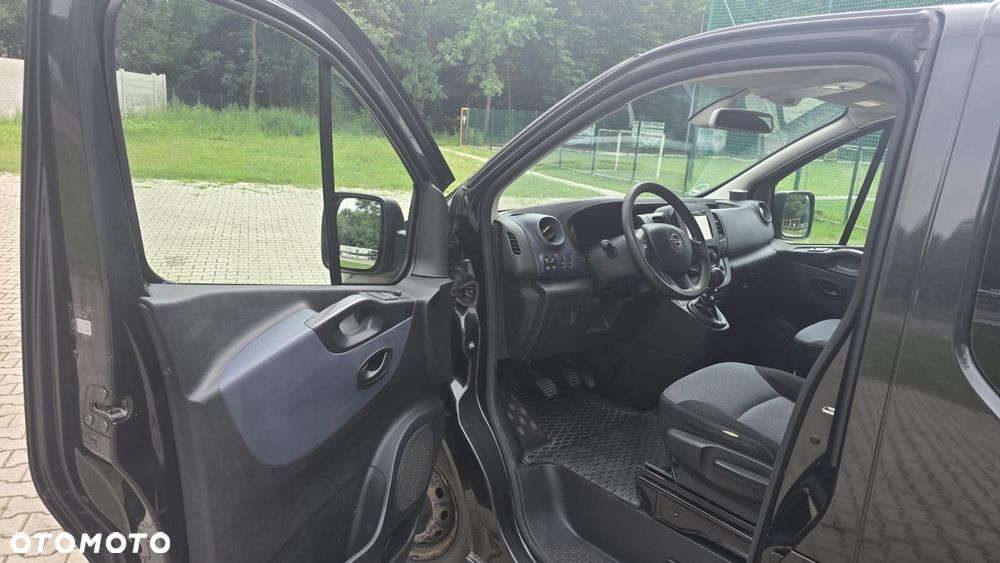 Opel Vivaro - 16