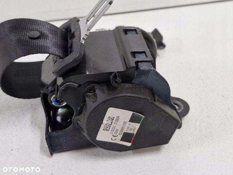 RENAULT MEGANE IV 4 PAS BEZPIECZEŃSTWA PRAWY TYŁ 888410807R - 4