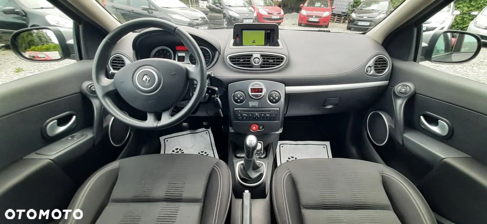 Renault Clio 1.2 16V Dwudziestka Euro5 - 27