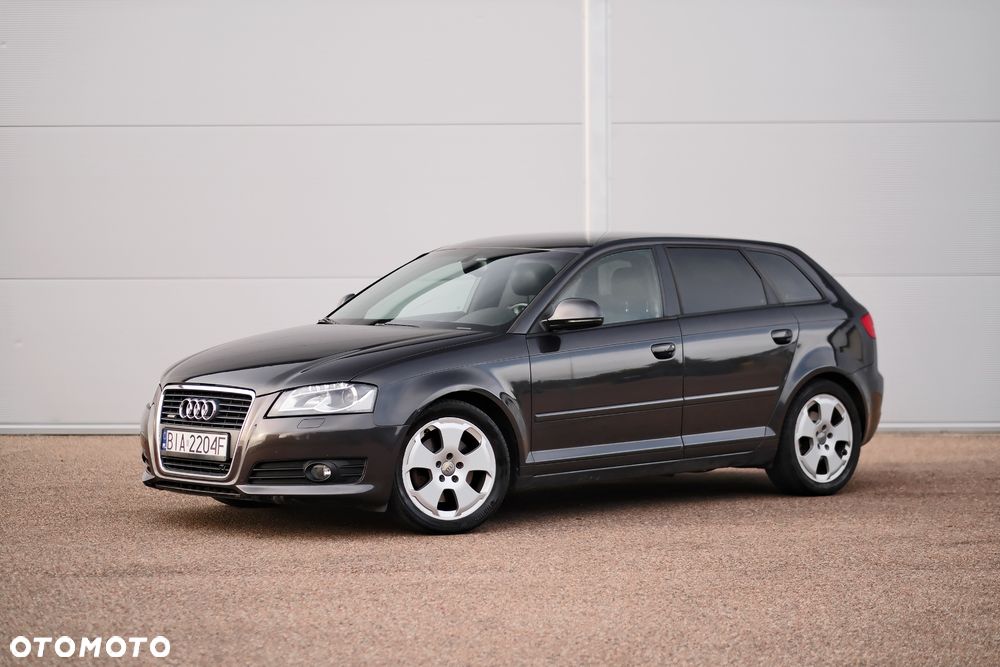 Audi A3 Sportback 2.0 TDI DPF quattro S line Sportpaket (plus) - 1