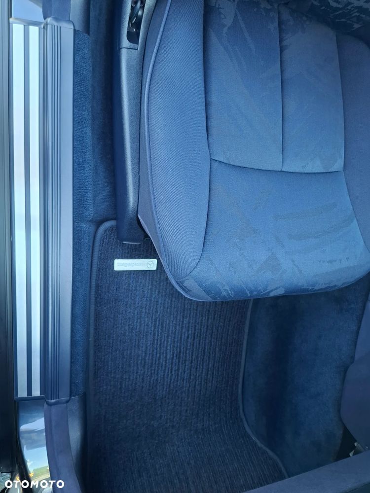 Mercedes-Benz Klasa E 280 4-Matic Elegance - 19