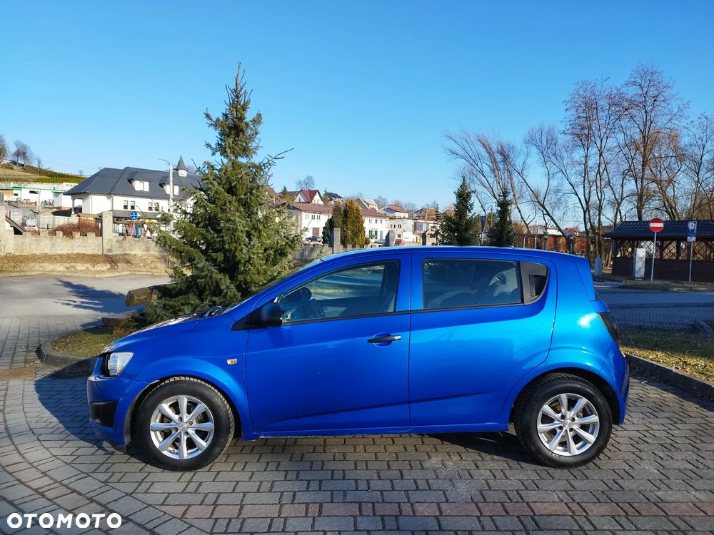 Chevrolet Aveo - 3