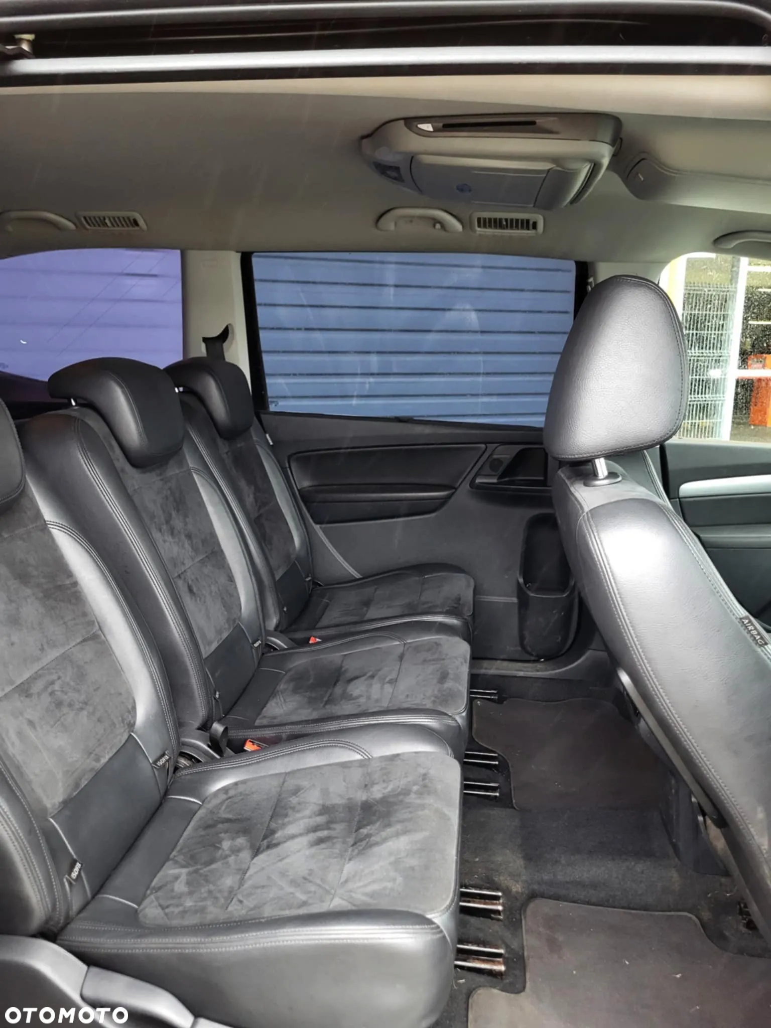 Volkswagen Sharan 2.0 TDI Highline DSG - 9