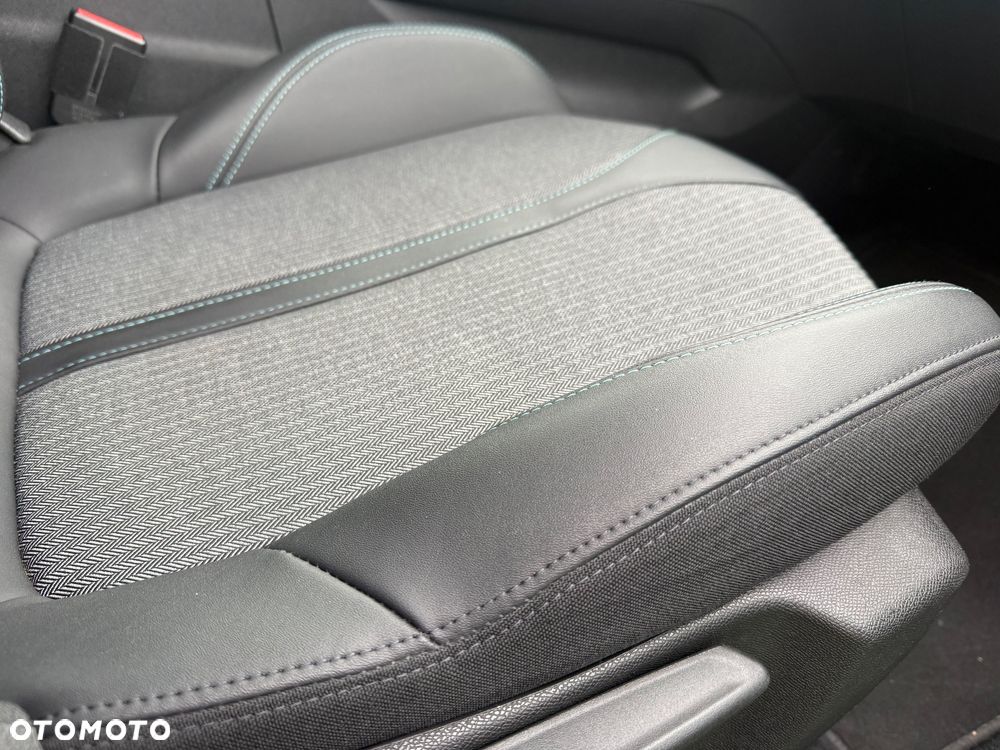 Peugeot 3008 BlueHDi 130 Stop & Start EAT8 Allure - 28