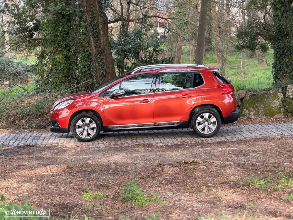 Peugeot 2008 1.2 PureTech Allure EAT6 - 7