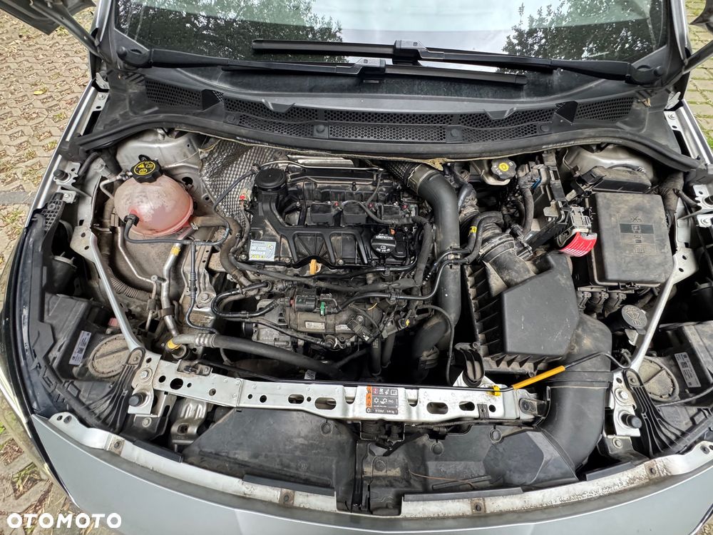 Opel Astra 1.2 T Edition S&S - 23