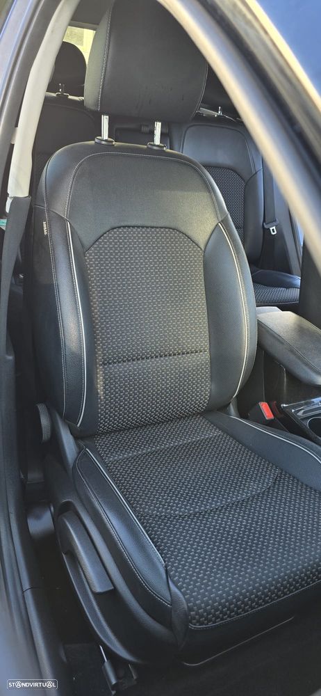 KIA XCeed 1.0 T-GDI 120 CV - 2021 - VIATURA PARA PEÇAS! - 9